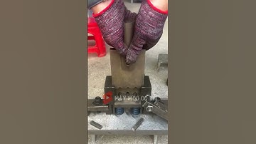 khuôn dập cắt đứt thép vuông đặc