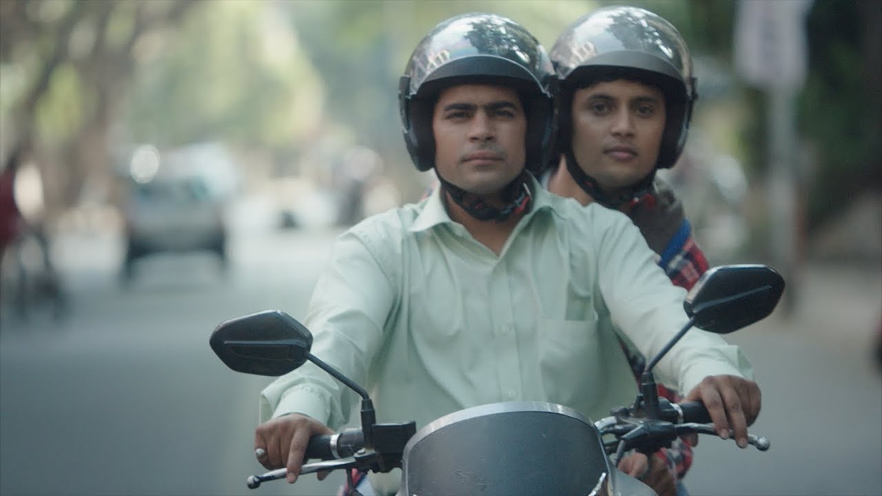 बिना हेलमेट के घूमने वालों पर सरकार का नया नियम: हो जाये सावधान 