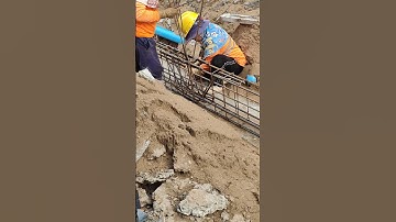 Technical Install column rebar in beam rebar to cast concrete