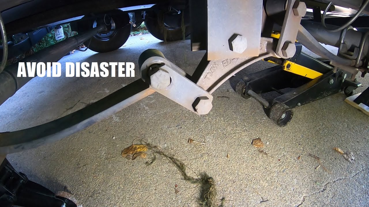 Replacing Shackles on Trailstar Trailer - Nitro Boat Trailer - YouTube