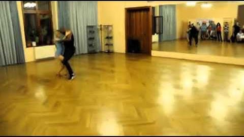 Leo & Becky Neves Zouk in Olomouc / Beginners Class