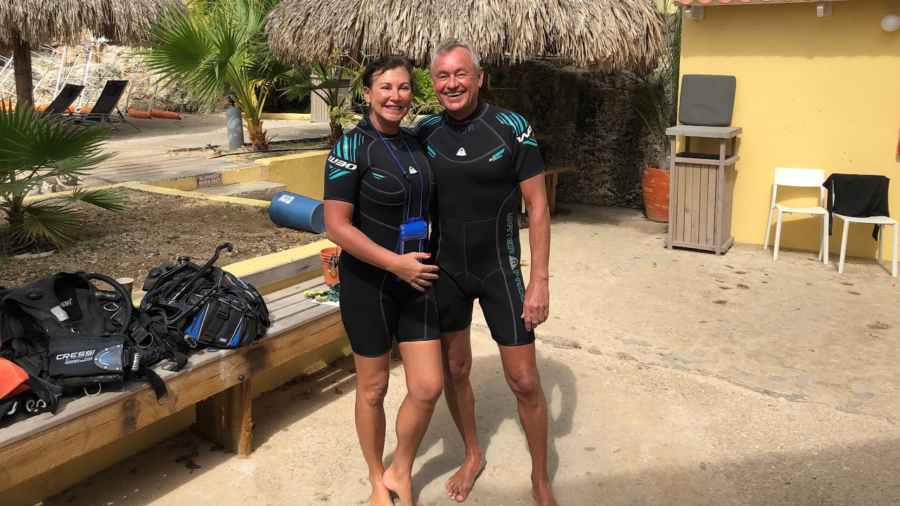 Не отпускай мою руку