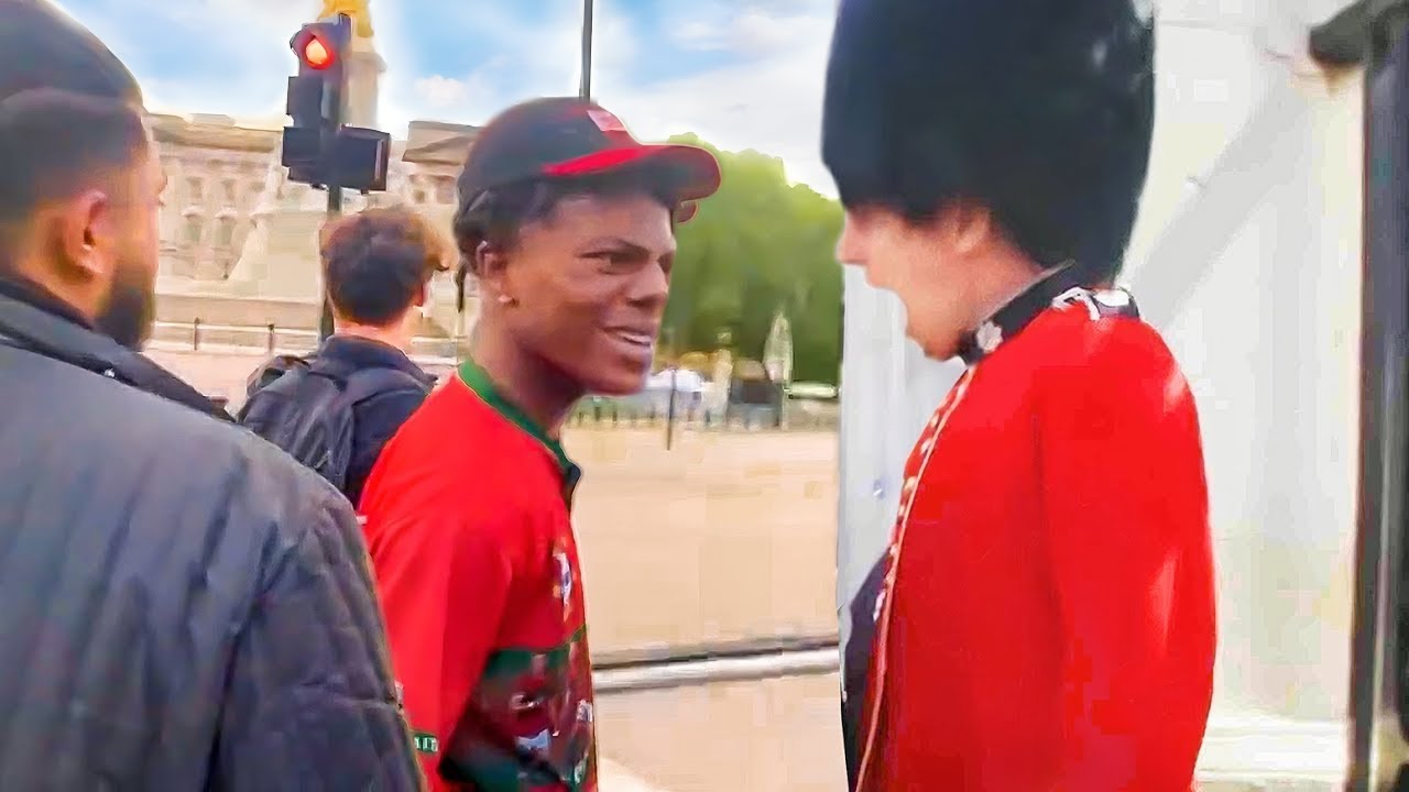 Police tell the kingsguards get ready to go in loude music played out side of horse guards.