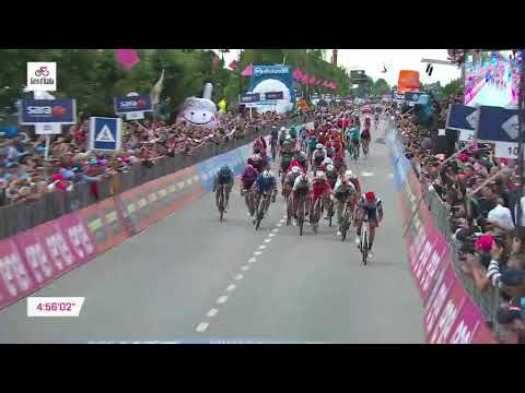Video: Giro d'Italia 2019: Carapaz holder Maglia Rosa mens Bilbao tar en imponerende toppseier på etappe 20