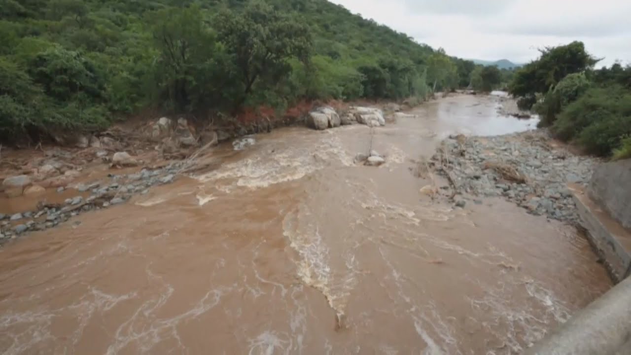 Sobe para mais de 200 o número de mortes causadas por ciclone em Moçambique