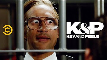 The Most Gullible Prison Guard Ever - Key & Peele