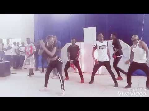 EXPANDABLE GENERAZ EMPIRE SONG/DANCE PERFORMANCE