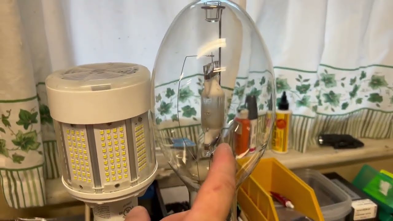 Site Lighting: 400 Watt Metal-Halide Vs. LED Corncob (037)