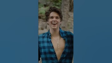 The Vamps - Oh Cecilia (Breaking my heart) ft. Shawn Mendes Official Video #thevamps #shawnmendes ❤️