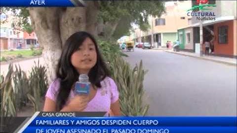 FAMILIARES Y AMIGOS DESPIDEN CUERPO DE JOVEN ASESINADO RECIENTEMENTE EN CASA GRANDE