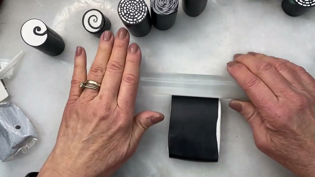 The polymer Clay Snail Jellyroll: An Excerpt From The Jumpstart Jellyroll Tutorial