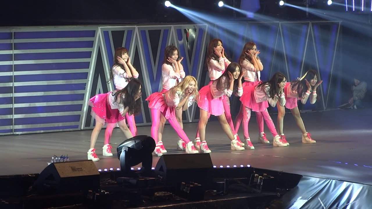 140215 SNSD 少女時代 Girls & Peace Tour in Macau I Got A Boy
