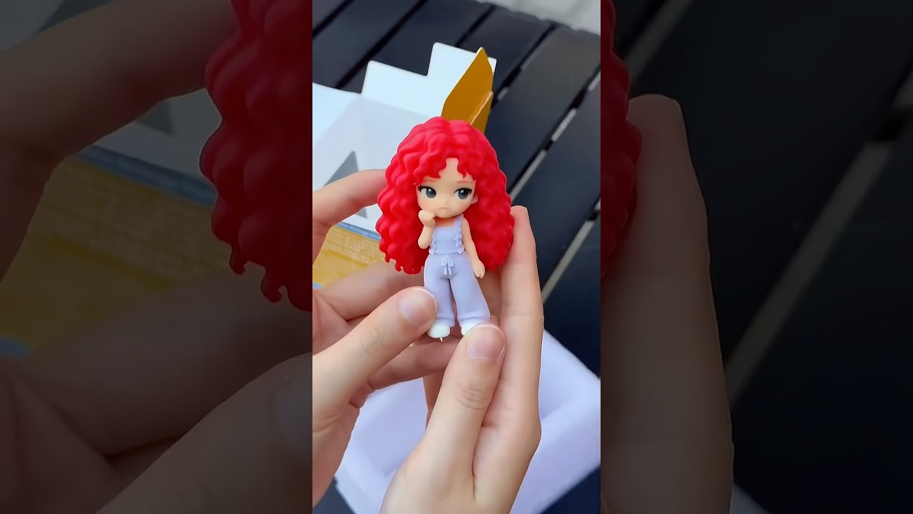 Unboxing mini-figure, Gift for bestie