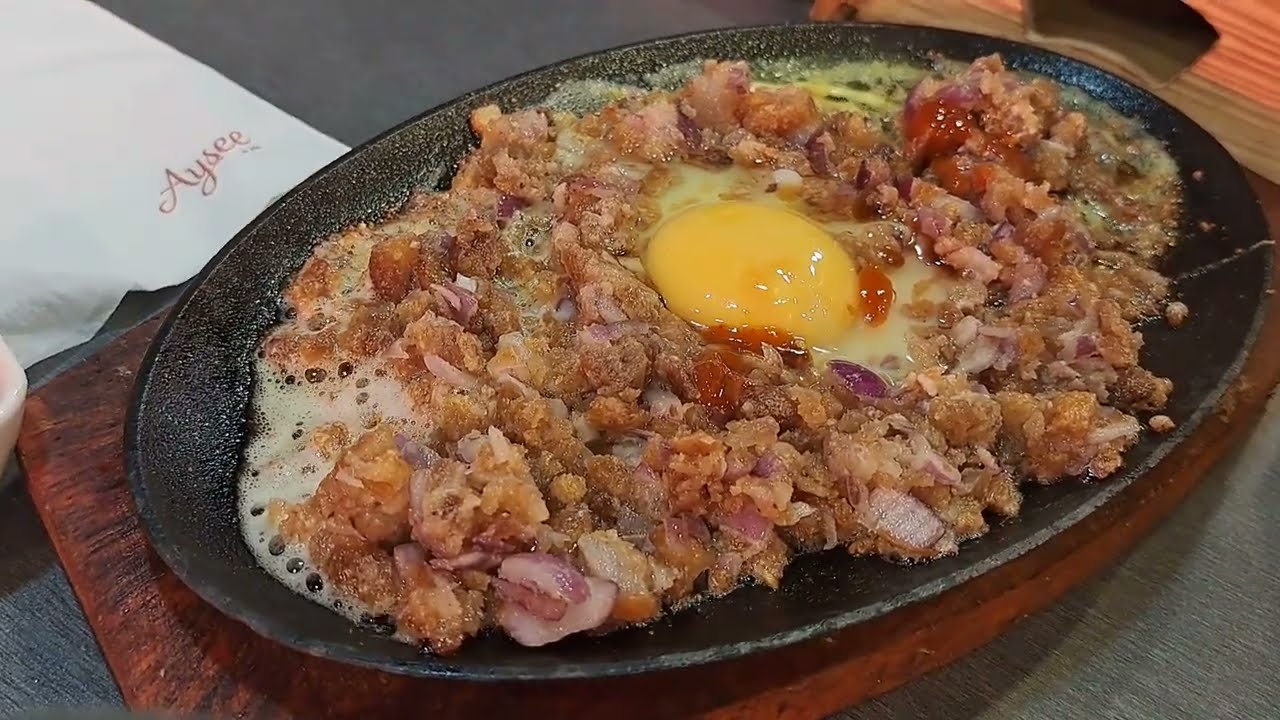 KAPAMPANGAN TASTE IN CEBU AYSEE SISIG IS NOW SERVED AT VIVO PLACE AXIS ENTERTAINMENT ESCARIO | KUAN