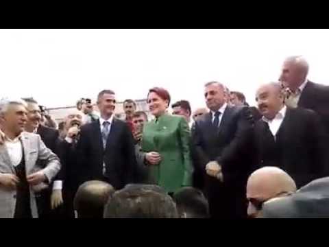 Sakarya'da Akşener ve Dikbayır Kucaklaşması