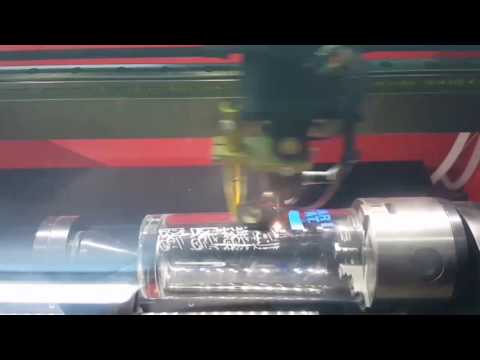 النحت على الاكواب الزجاجية