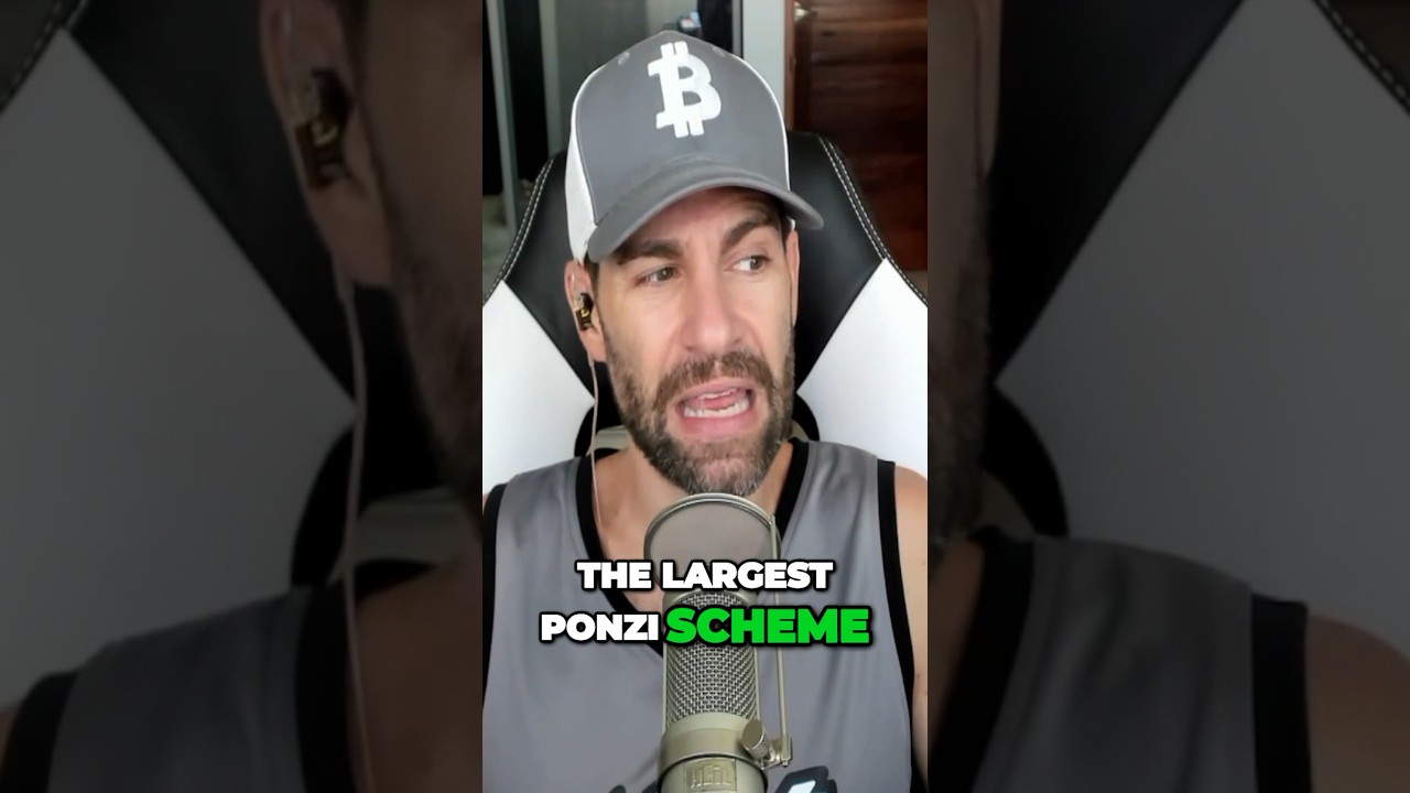 Bitcoin vs Ponzi Schemes #shorts