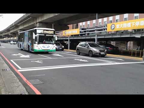 20220901 新竹客運 新竹市公車藍線 東大路轉彎中央路 MOV 6804