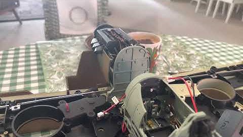 Firing up the Hachette 1/18 scale Spitfire