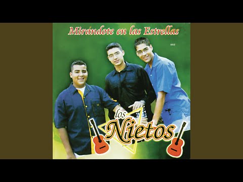 Watch the video for La mosca