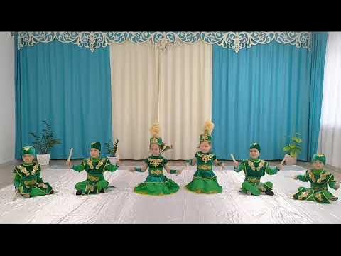 Порно қара әйелді жалайды Памела Андерсон онлайн порно видео