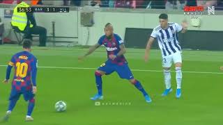 Messi inventa drible jamais visto no Futebol!