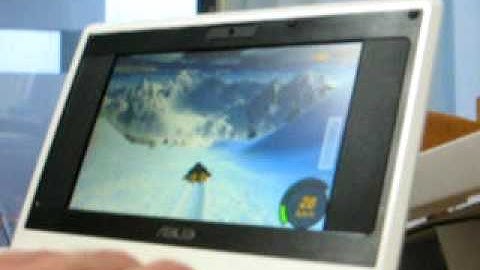 Asus Eee + Penguin Racer