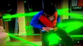 The Big Bang Theorie Geheimagenten-Laser-Hindernis-Mittagessen screenshot 2