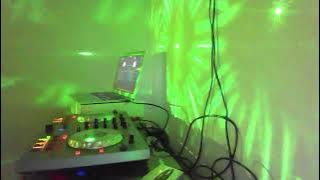 Dj Geraint Brierley live on the vinyl countdown