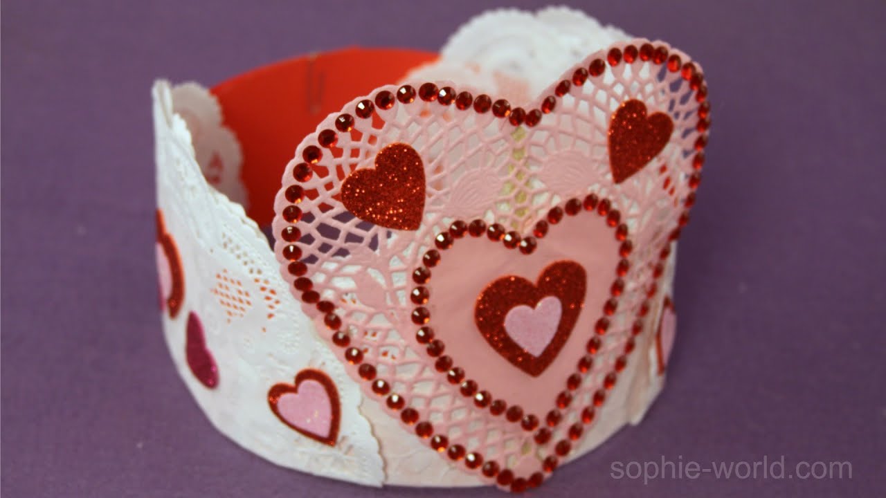 How To Make A Queen Of Hearts Valentines Day Crown Sophie s World 