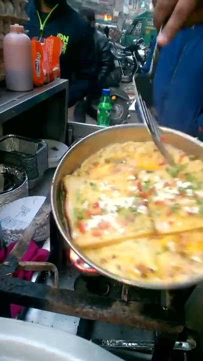 India's Fastest Omelet Making | Cheese Bread Omelette | Indian Street Food
