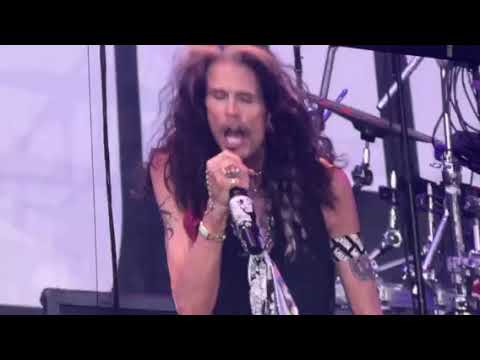 Steven Tyler Walk This Way Live Villa Park 2025 Back To The Beginning 