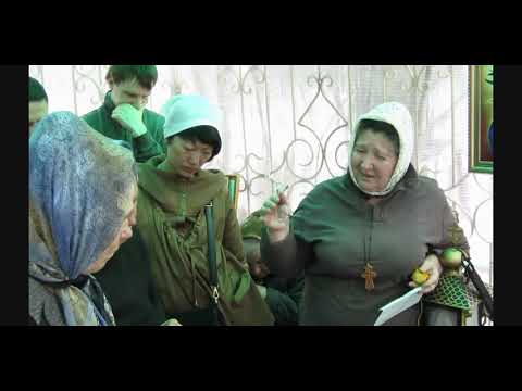 Video: Mama, Oče, Otrok - Prvič Za Tri