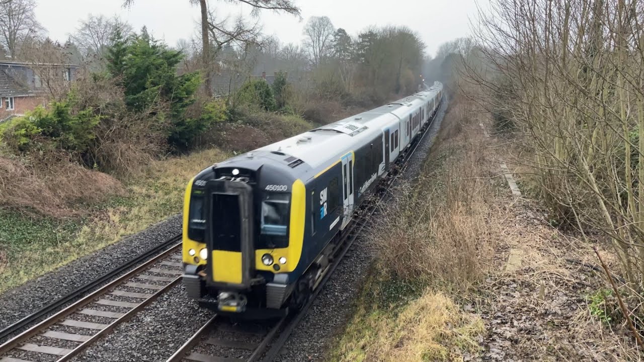 Class 450 Desiro | 450100 + 450053 + 450008 | South Western Railway