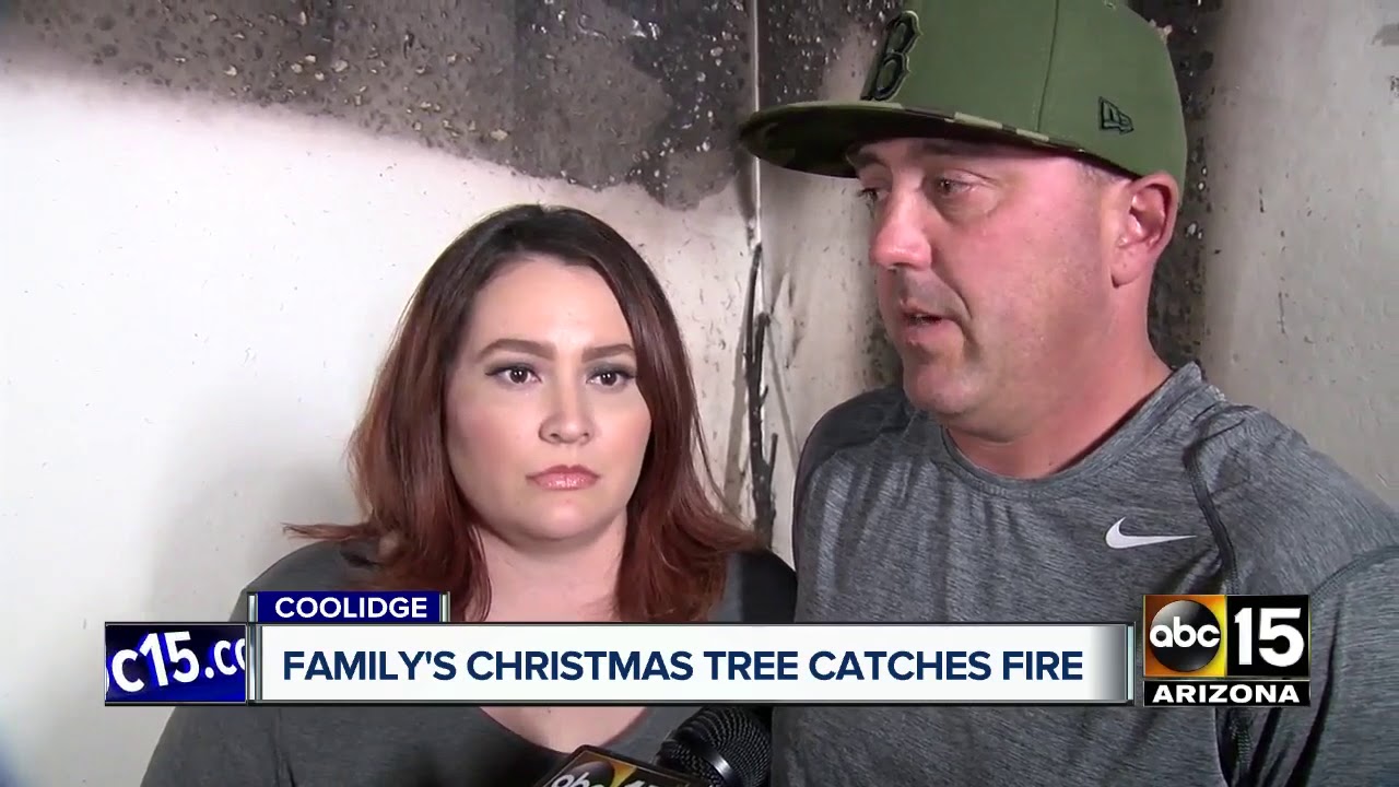 Coolidge family's christmas tree catches fire YouTube