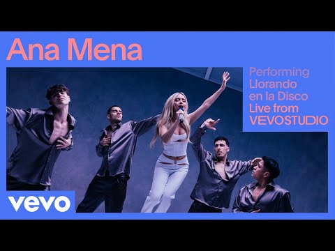 Ana Mena - Llorando en la Disco (Live) | Vevo Studio Performance