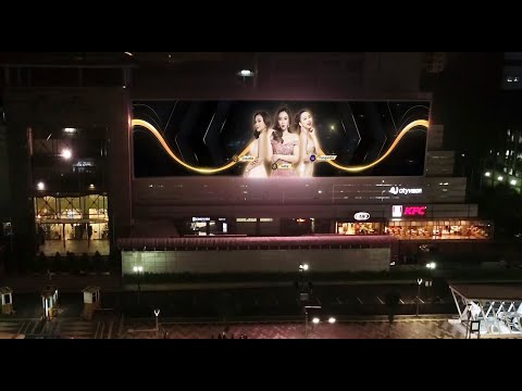 BIGO Lights Up SCBD Ratu Plaza in Indonesia | BIGO LIVE