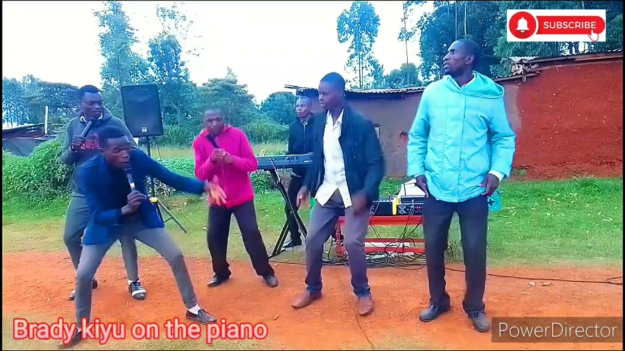 Eeh Yahweh hottest dance for Jesus ,,,watch till end.