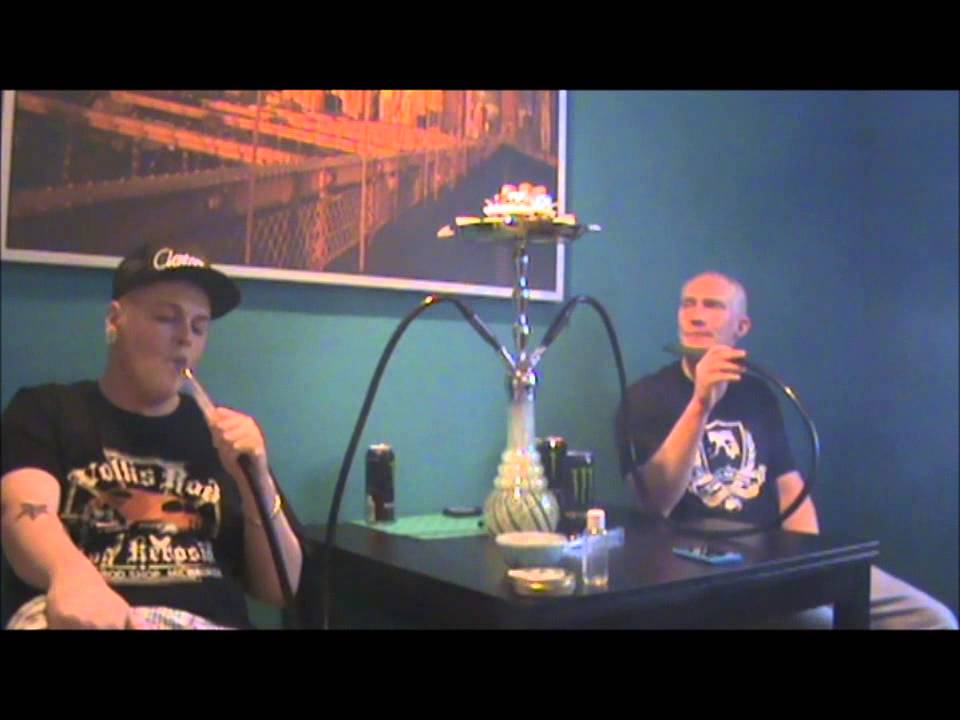 Fruchtrauch Pina Colada im Ananas-Kopf