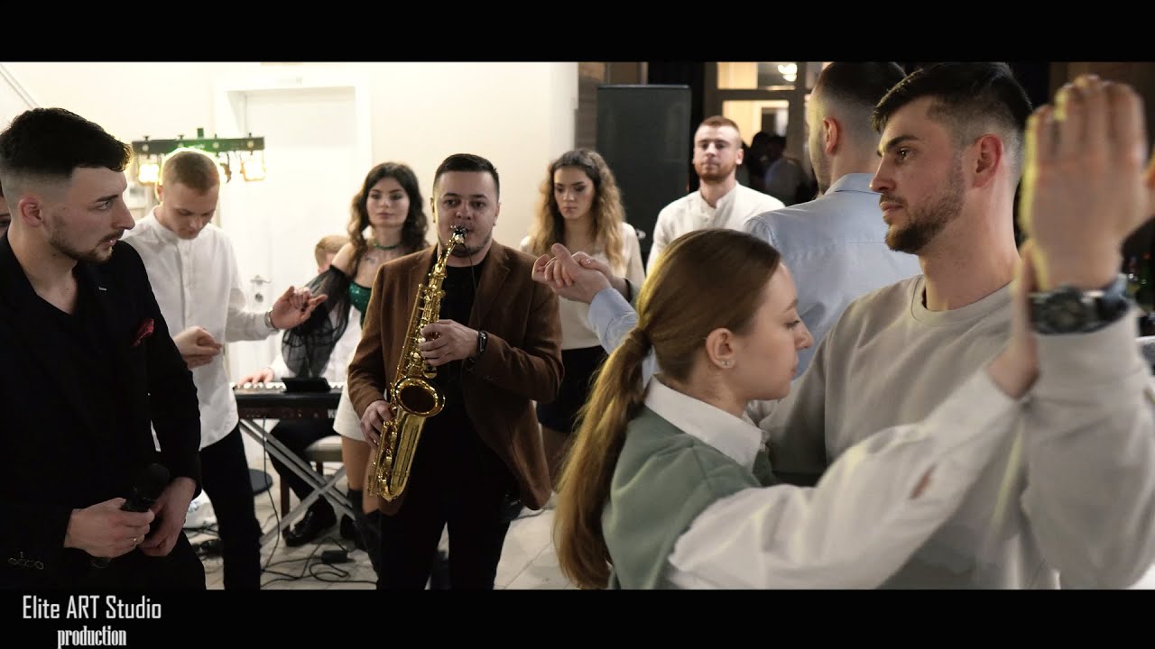 Formatia Elegant cu un colaj frumos de melodii si veselie frumoasa la cumatrie Brussels