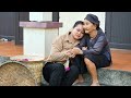The homeless girl was very surprised to see the old woman return home.