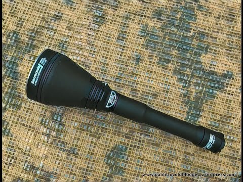 Видео обзор поискового фонаря Barracuda Pro v2 на диоде XHP35 от "Armytek".