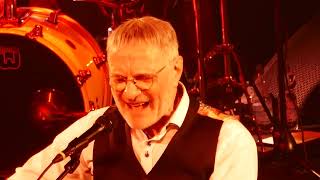 Celebrity Steve Harley & CR - 2023 - 'Riding the waves' - Haarlem, Patronaat - Friday, the 21th of April 2023 Wealth