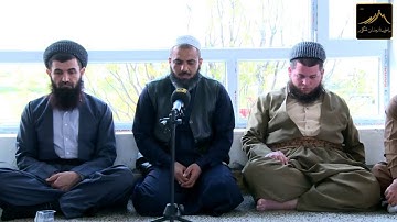 القارئ عمـر عبـدالله وبطلب من الحضور تلا قارئنا بعض الآيات من سورة غافر
