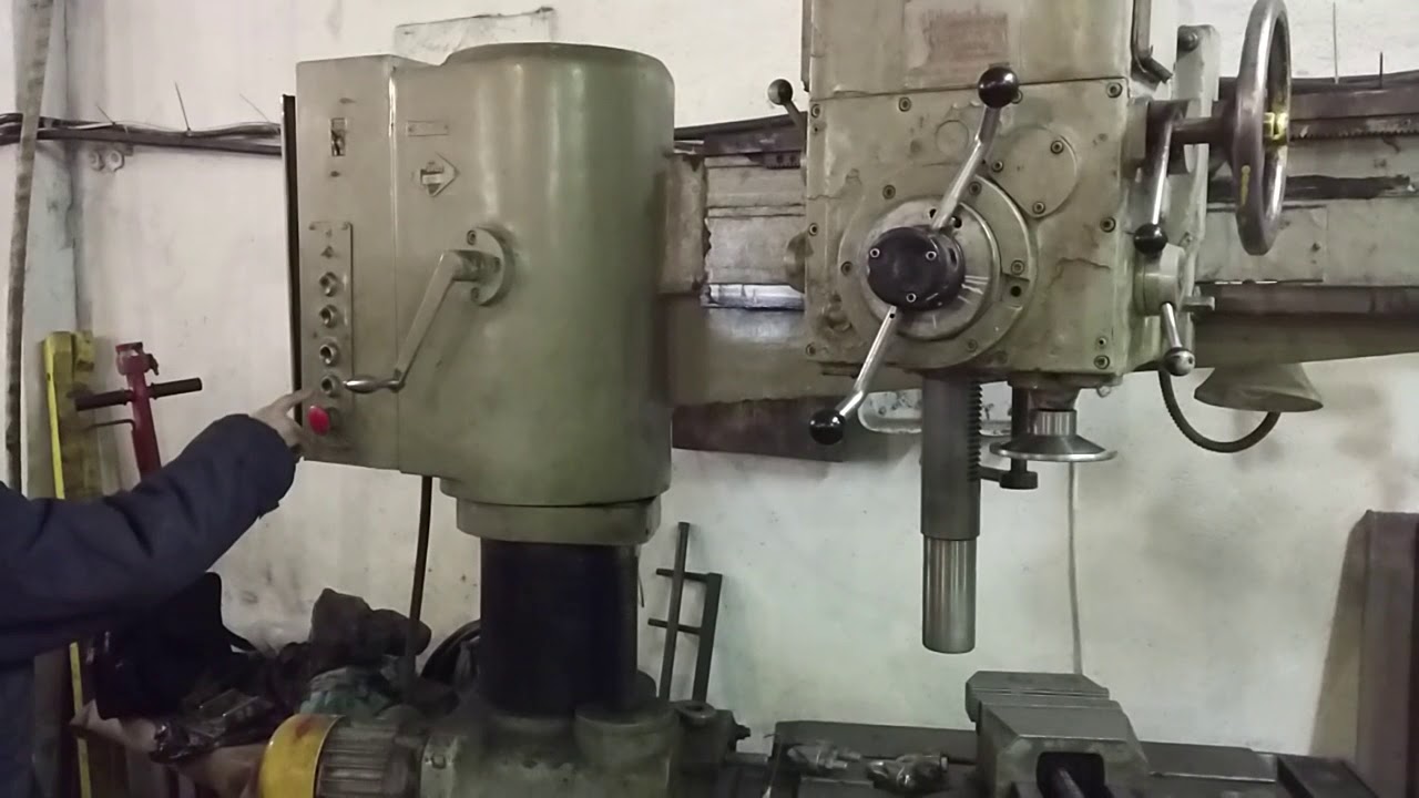 Радиально клепальная машина