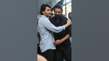 Allu Arjun, Mahesh Babu Console Prabhas, Vijay Deverakonda Pays Respects to Krishnam Raju sir.