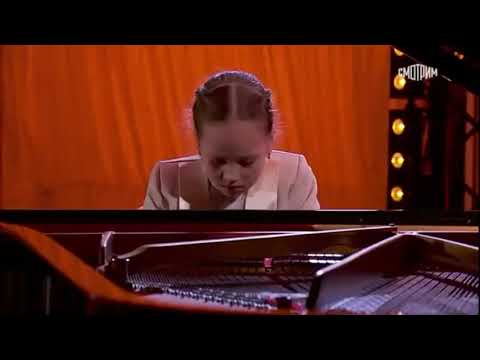 Видео: Щелкунчик. Адучаева Анастасия 8 лет, фортепиано