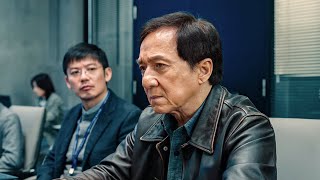 فريق من المخابرات بيلجأ لخبير متقاعد من النخبة عشان يقبضو ع زعيم عصابة خطير بطريقته الخاصة ملخص