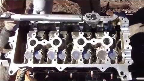 How to assemble engine VVT-i Toyota Part 28: Cylinder head