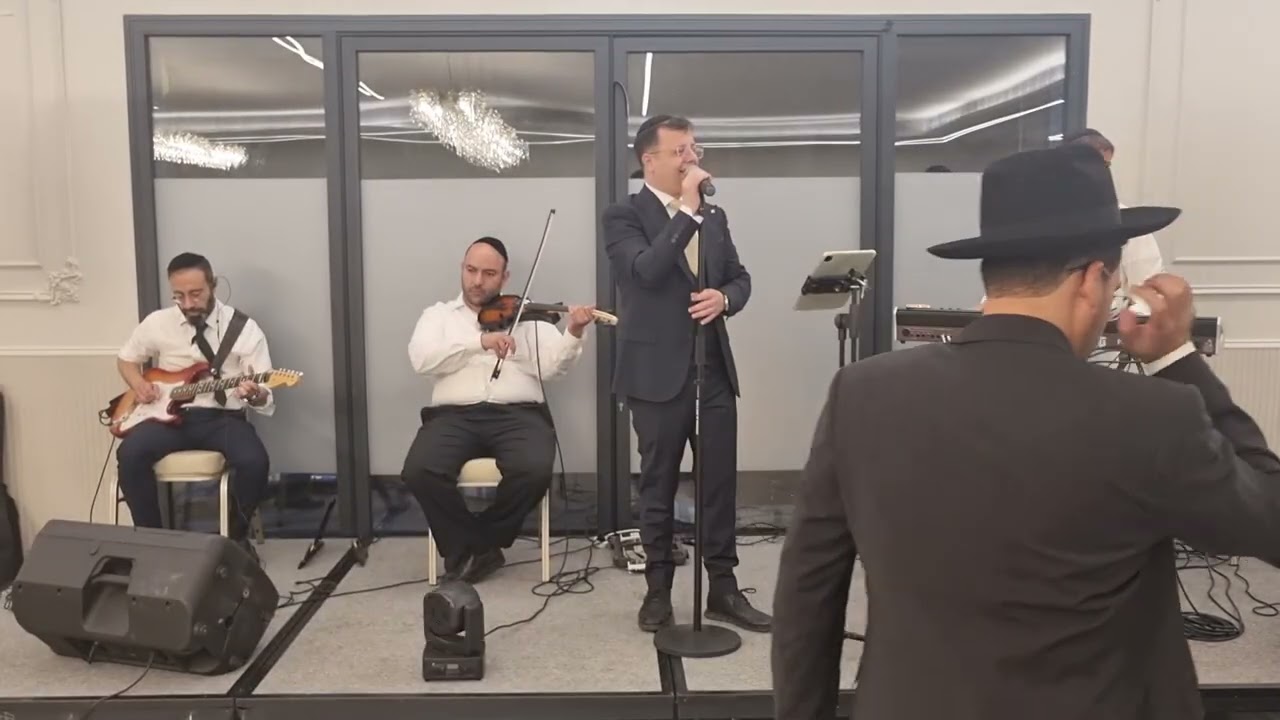 יהודה ועקנין - לכבוד הראשל